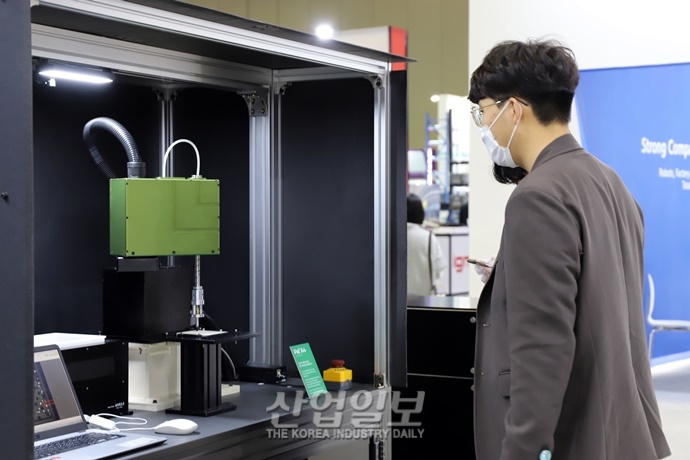 [2020 로보월드] 제조 현장에서 활약하는 로봇