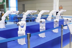 [로보월드 2020] 이봐 로봇친구들 좌로 봐! 우로 봐!