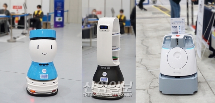 [포토뉴스] 자율주행 로봇, 전시장 안내·청소는 맡겨주세요!