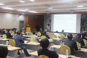 코로나19가 불러온 산업구조 변화, 사회안전망 및 제도 재정비해야