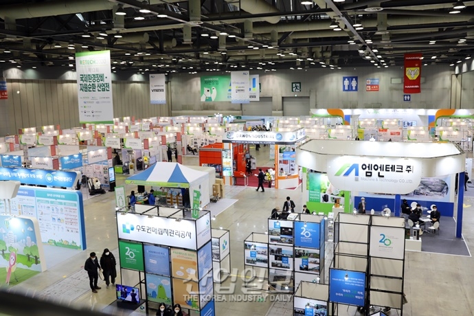 전시업계, 코로나19 다시 찾아왔지만 올해 마지막 기회는 포기 못 해