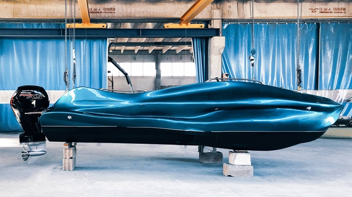 [기술기고] KUKA(쿠카)로봇, 3D 프린터로 제작된 최초의 보트 ‘MAMBO’ 공개