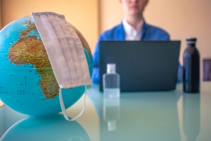 코로나19 위기로 인한 국가 간·국가 내 부문 간 성장불균형 심화