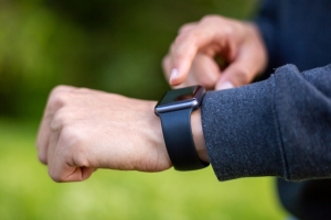 코로나 시대, 웨어러블 의료기기 시장 커진다