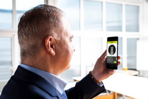 트라이나믹스, 3D 이미징 솔루션 OLED 디스플레이 후면에 적용한 안면인식 기술 선보여