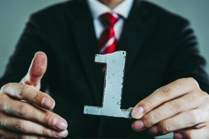 1인 창조기업 42만7천367개, 5명 중 2명 제조업 종사자