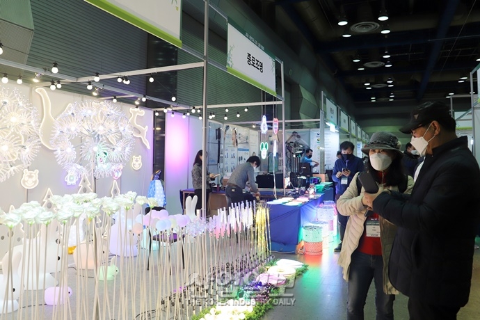 [포토뉴스] 라이프스타일 바꾼 코로나19, 조경산업 트렌드 바뀌나