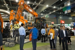 국내 유수 기업 상용특장차, 한국국제건설기계전에 모인다