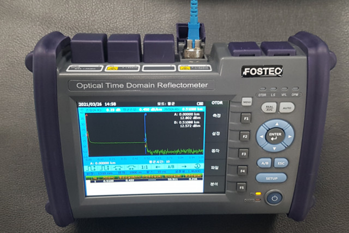 포스텍(FOSTEC), 선로 작업현장용 테스트 리포트/유지보수 장비 'OTDR' 출시