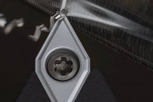 세코툴스, 새 인서트 코팅 기술 '듀라토믹(DURATOMIC)' 접목한 선반 가공용 재종 출시