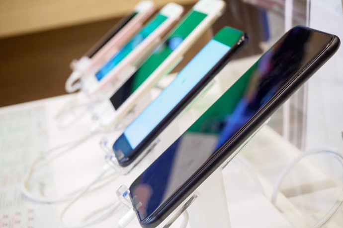 [모바일 On] 3월 스마트폰 시장, 애플 웃었고 삼성은 ‘씁쓸’