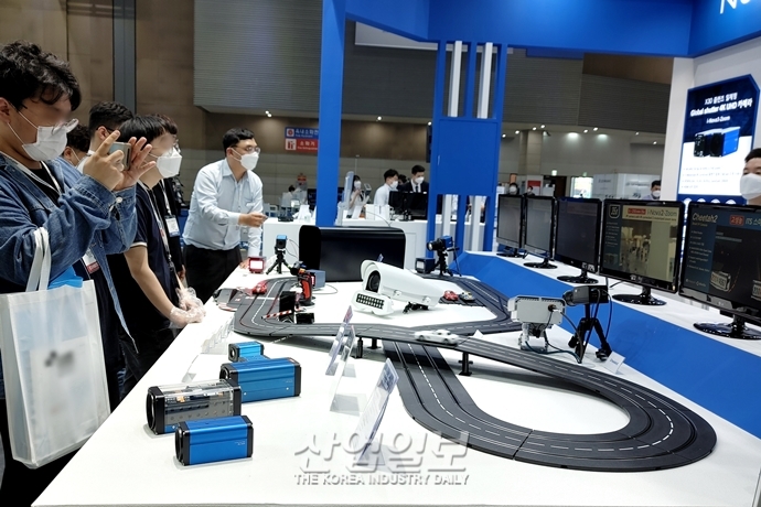 [포토뉴스] 일체형 IP카메라로 과속·불법주정차 잡아내