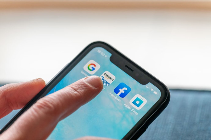 금융업 진출한 빅테크 기업, 공정 경쟁과 협업 위한 금융 환경 개선 필요