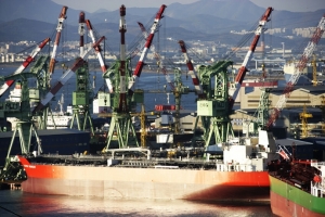 강세 보이는 해운업계 업황, 조선업계도 함께 뛴다