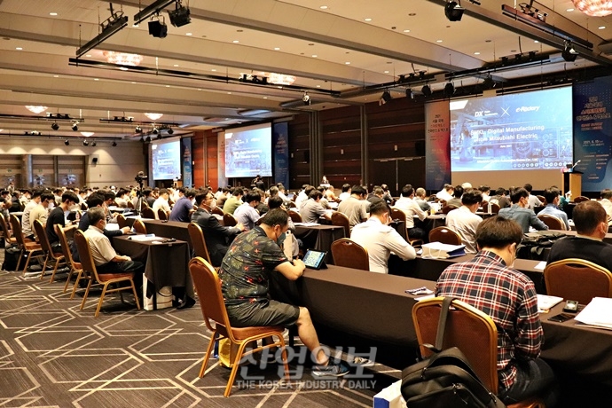[포토뉴스] 코로나19도 뚫은 스마트 팩토리를 향한 관심