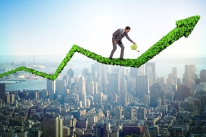 中, 친환경 경제 전환 가속화···긍·부정 시각 ‘상존’