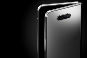 잘나가는 폴더블폰, 부품 업체도 함께 웃는다