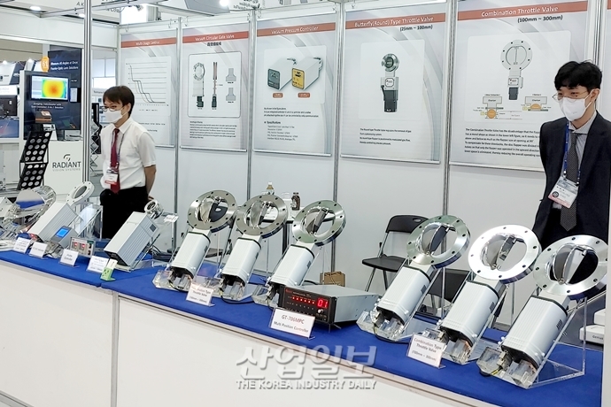 [포토뉴스]1개의 제어기로 6개의 스로틀(Throttle) 밸브를 동시 제어