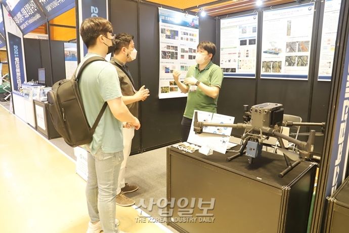 [포토뉴스] 무인이동체 쓰임새 ‘무궁무진’