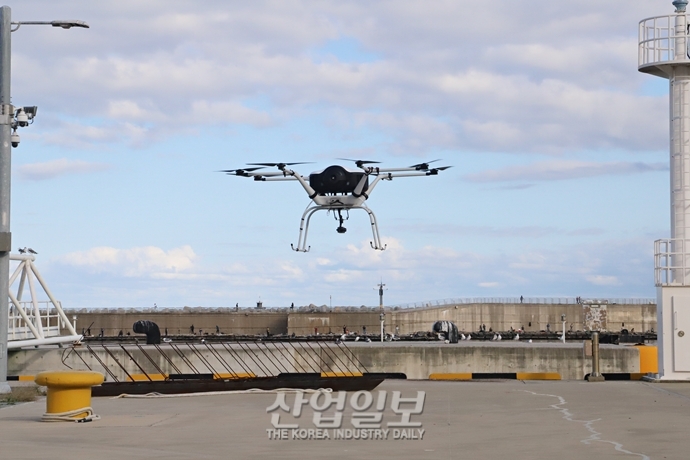 [포토뉴스] 첨단 무인기, 수색부터 구조·원격진료까지 응용범위 다양해