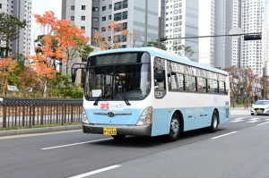 1980년대 반월공단 누비던 버스 등장