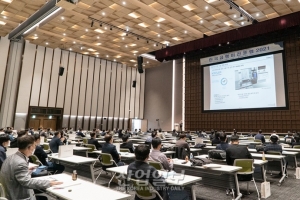 우진플라임, 한국금형비전포럼 2021에서 'Super-Foam' 선보여