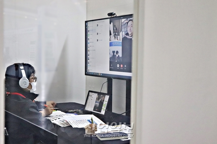 [포토뉴스] 온라인으로 만나는 해외 바이어