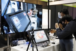 메타버스 전망·비즈니스 모델 제시하는 교류의 장 열려