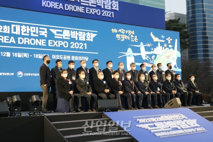 무서운 속도로 성장하는 드론산업…他 산업과 융합 확대
