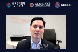 미국, 高인플레이션 감소 정책…2022년 분기별 금리인상 전망