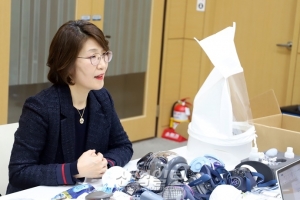 “산업현장 근로자, 산재 예방·안전 위해 자발적 마스크 착용 인식 중요”