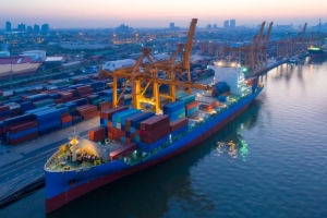 韓 신조선 시장, 올해 ‘역성장’…“수주 선형 확대 필요”