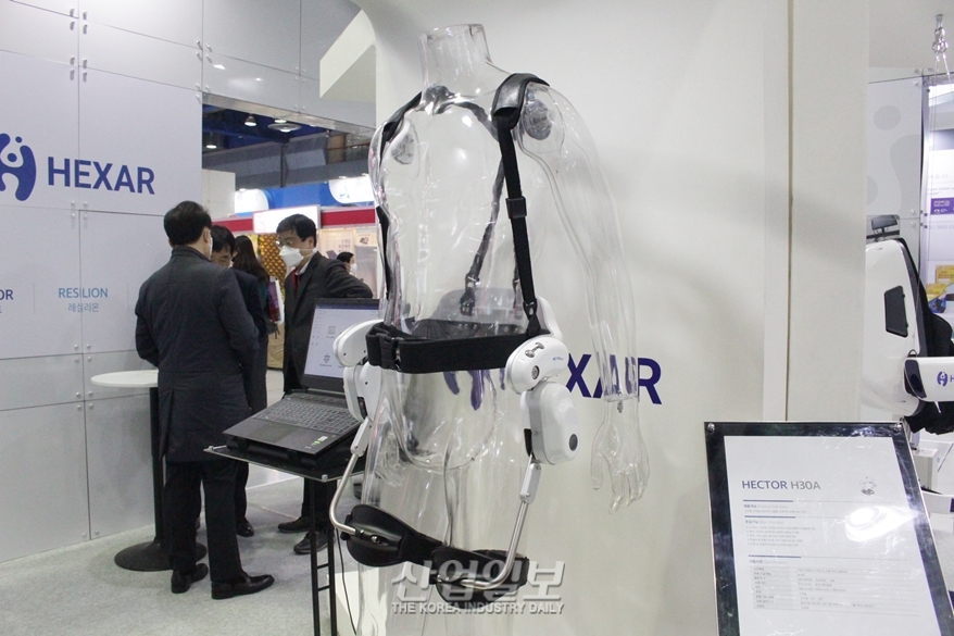 [KIMES 2022] 필요한 부위에 맞춰 ‘로봇’으로 근력 보조