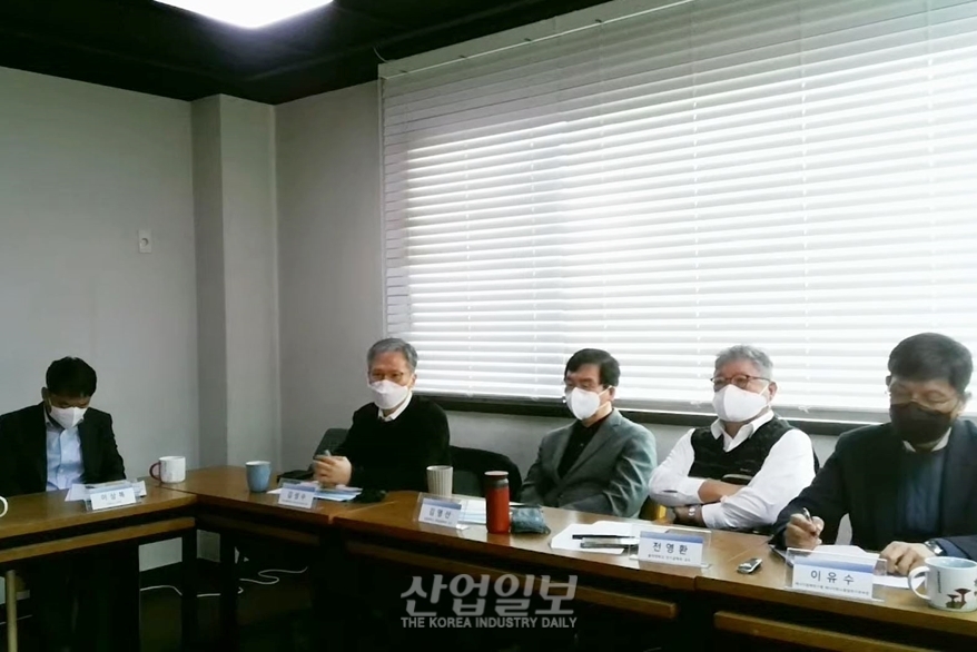 “탄소중립 위해 전력 소매시장 경쟁 도입해야”