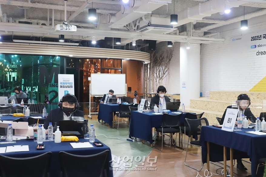 중소기업 해외 진출 돕는다…‘글로벌 마케터 매칭 상담회’ 개최