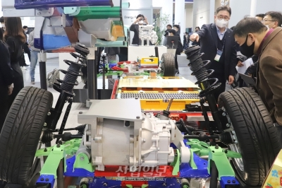 [인터배터리2022]강판부터 배터리 소재까지…‘친환경차 통합 솔루션’