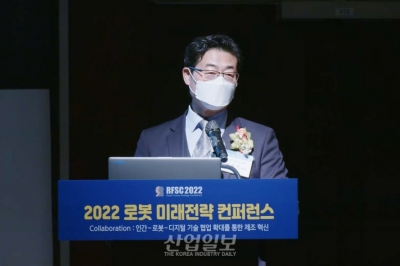손웅희 한국로봇산업진흥원장 “제조업 디지털 전환, 로봇은 필수”