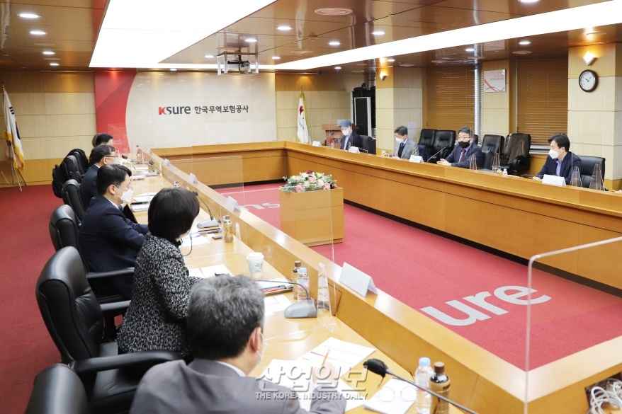 ‘ESG 공급망 실사’ 대비…정부, 수출 업종별 대응책 논의