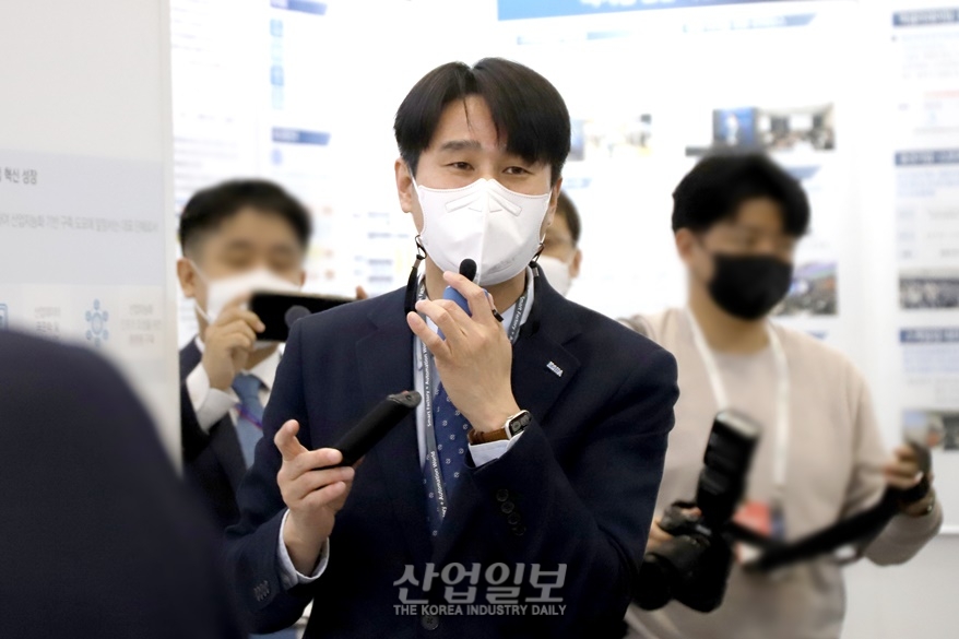 [스마트팩토리·오토메이션월드] “한국산업지능화협회는 무슨 일 하나요?”