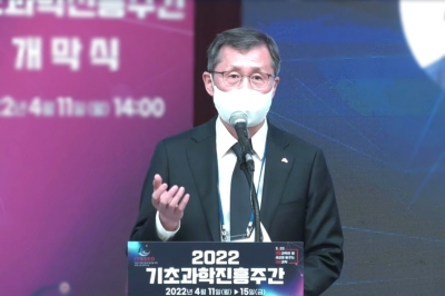 기초과학의 연구환경, 성과 중심에서 벗어나야