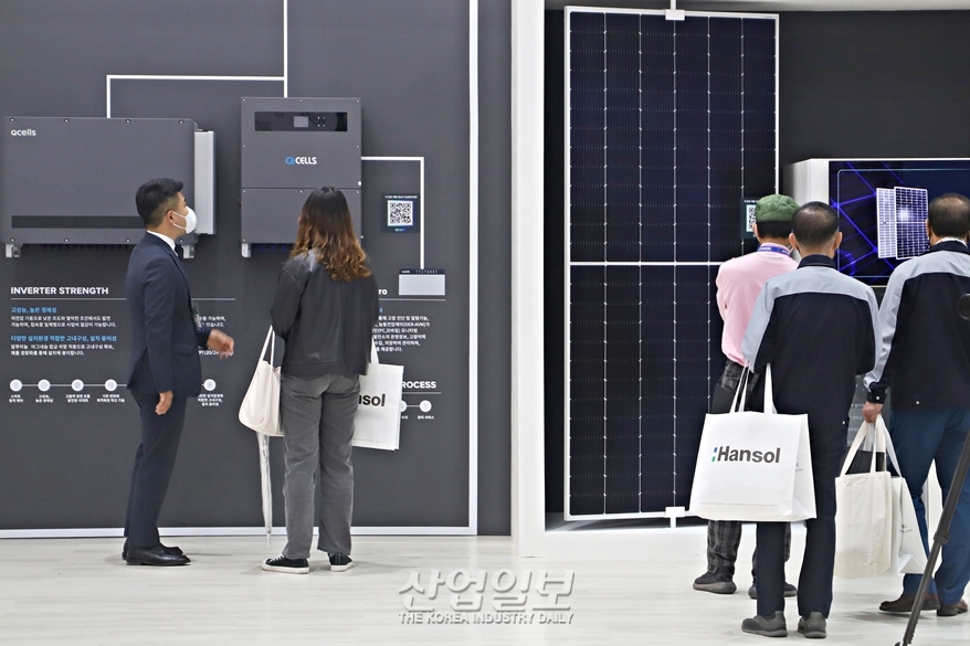 [국제그린에너지엑스포] 한화큐셀, 차세대 태양광 산업을 위한 지속적인 연구