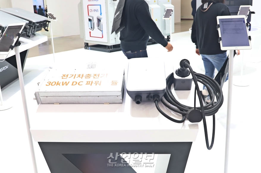 [국제그린에너지엑스포] 선그로우, R&D 인력 40%로 갖는 경쟁력