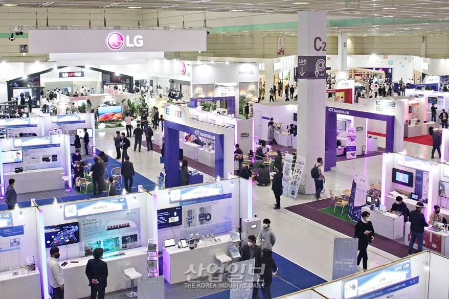 ICT 기업의 축제, ‘2022 월드 IT쇼’ 개막