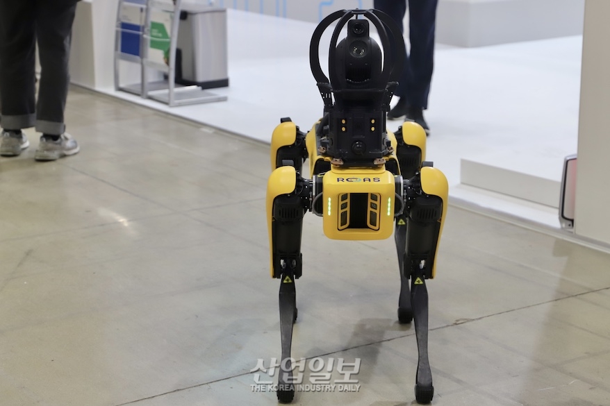 [세계보안엑스포] 위험현장 보안 담당하는 로봇
