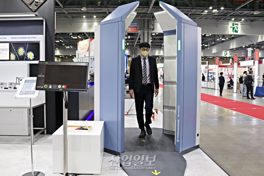 [세계보안엑스포] 전신 보안 검색도 ‘워크스루(Walk-through)’