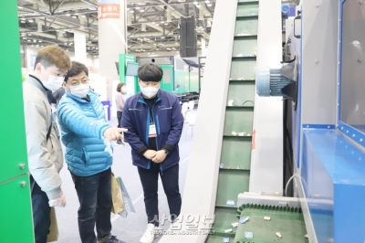 정부 “산업용 필름 등 플라스틱 제품 15종도 재활용 의무 대상”