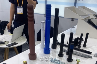 [심토스 2022] 대형기계에 사용하는 단단한 '렌치볼트'