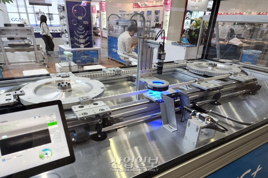 [심토스 2022] '트랙 시스템'으로 제조 자동화 구현