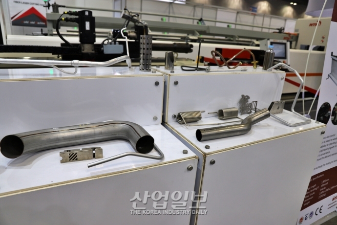 [심토스 2022] 파이프 성형…툴링 기술과 노하우로