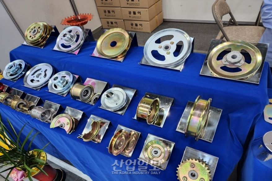 [심토스 2022] V-풀리 및 텐션롤러, 스피닝 전시